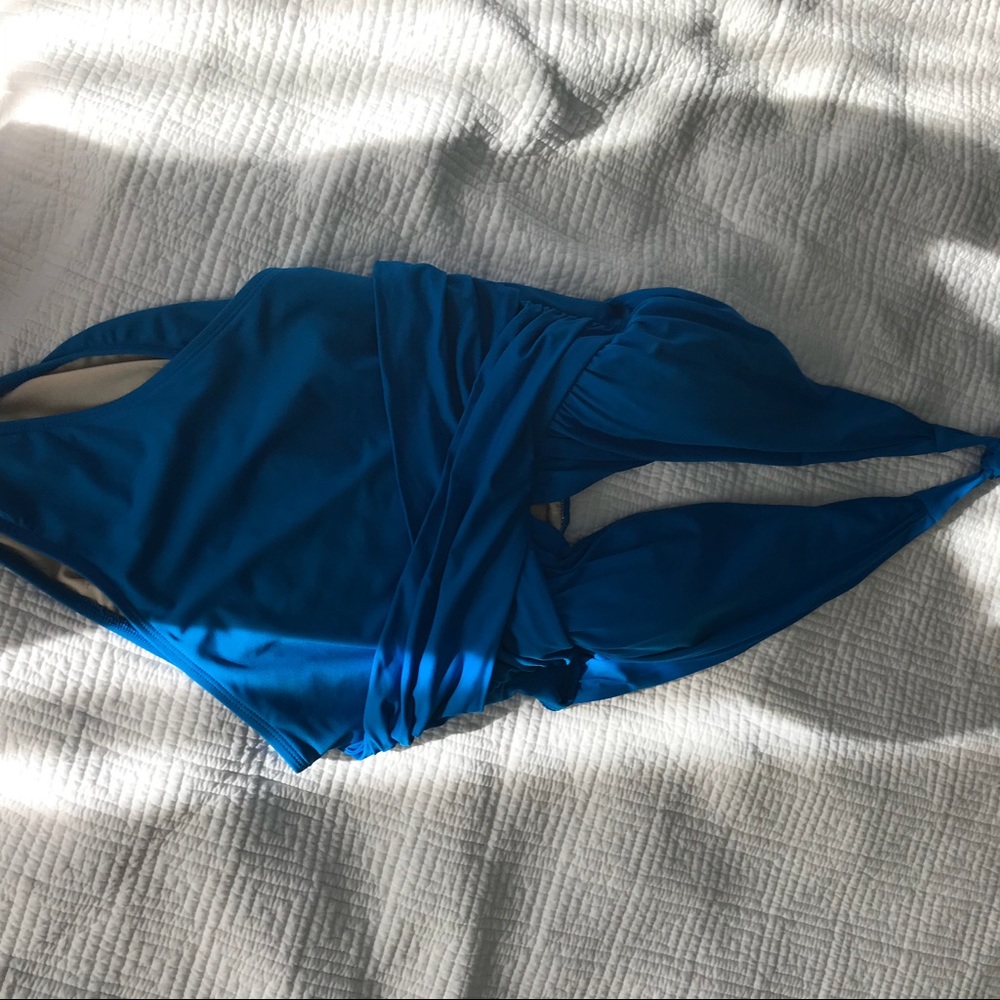 Super low cut swim.  Electric blue